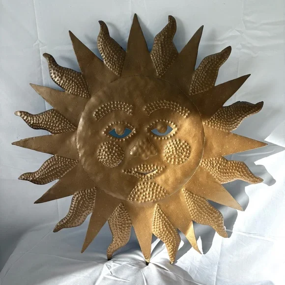 Vintage large brass metal sun wall hanging home decor celestial whimsygoth - Picture 1 of 3
